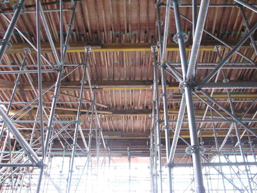 搭建建筑腳手架對配件有何要求？